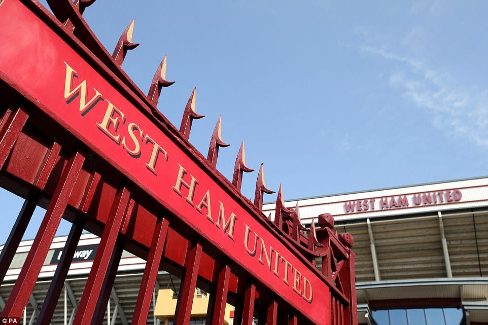 ExWHUemployee: West Ham chce pozyskać 2 piłkarzy do środka pola