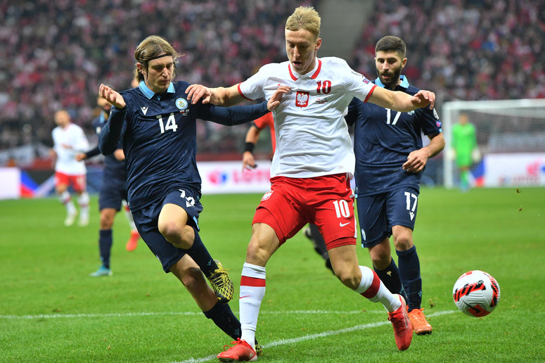 Polskie media spekulują, że Adam Buksa może zasilić West Ham United