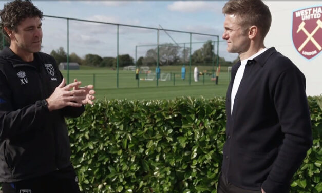 Robert Green wrócił do West Hamu United z ekipą filmową Premier League Productions