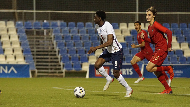 Divin Mubama zdobywa pierwszego gola dla reprezentacji Anglii U18