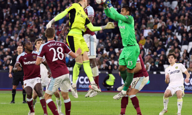 FA Cup: Młoty „idą dalej” – West Ham wygrywa z Leeds 2:0 [SKRÓT]