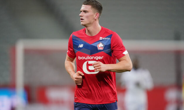 Sven Botman coraz poważniej łączony z Młotami