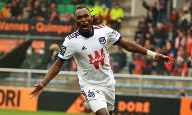 West Ham dołącza do wyścigu o pozyskanie Albertha Elisa