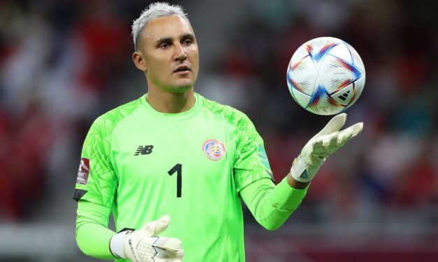 Moyes stawia na doświadczonych i starszych bramkarzy –  Navas na celowniku?