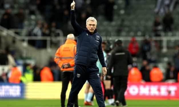 Zawodnicy pierwszej drużyny zwrócili się do władz w sprawie Moyesa