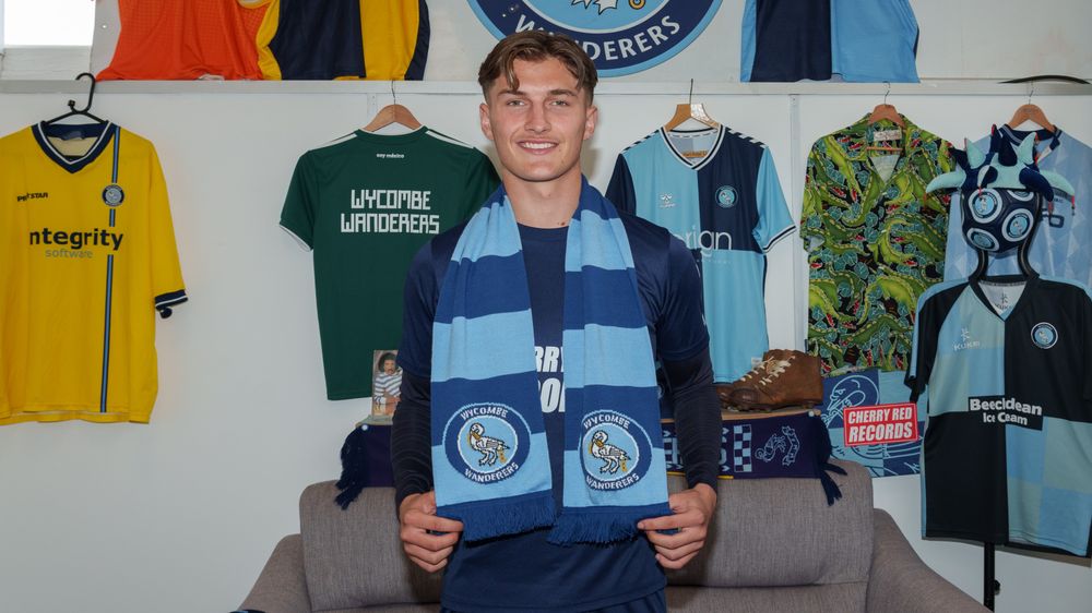 OFICJALNIE: Freddie Potts wypożyczony do Wycombe Wanderers