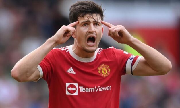 Harry Maguire zaprzecza, że ​​odrzucił transfer do West Hamu