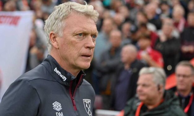 Moyes: Marnujemy siły, a nasze problemy na Anfield trwają