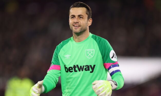 Fabiański wśród piłkarskich gwiazd. Wielki wyróżnienie dla Polaka