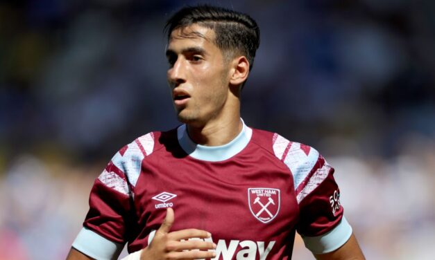 Roma chce Aguerda, ale West Ham żąda transferu definitywnego.